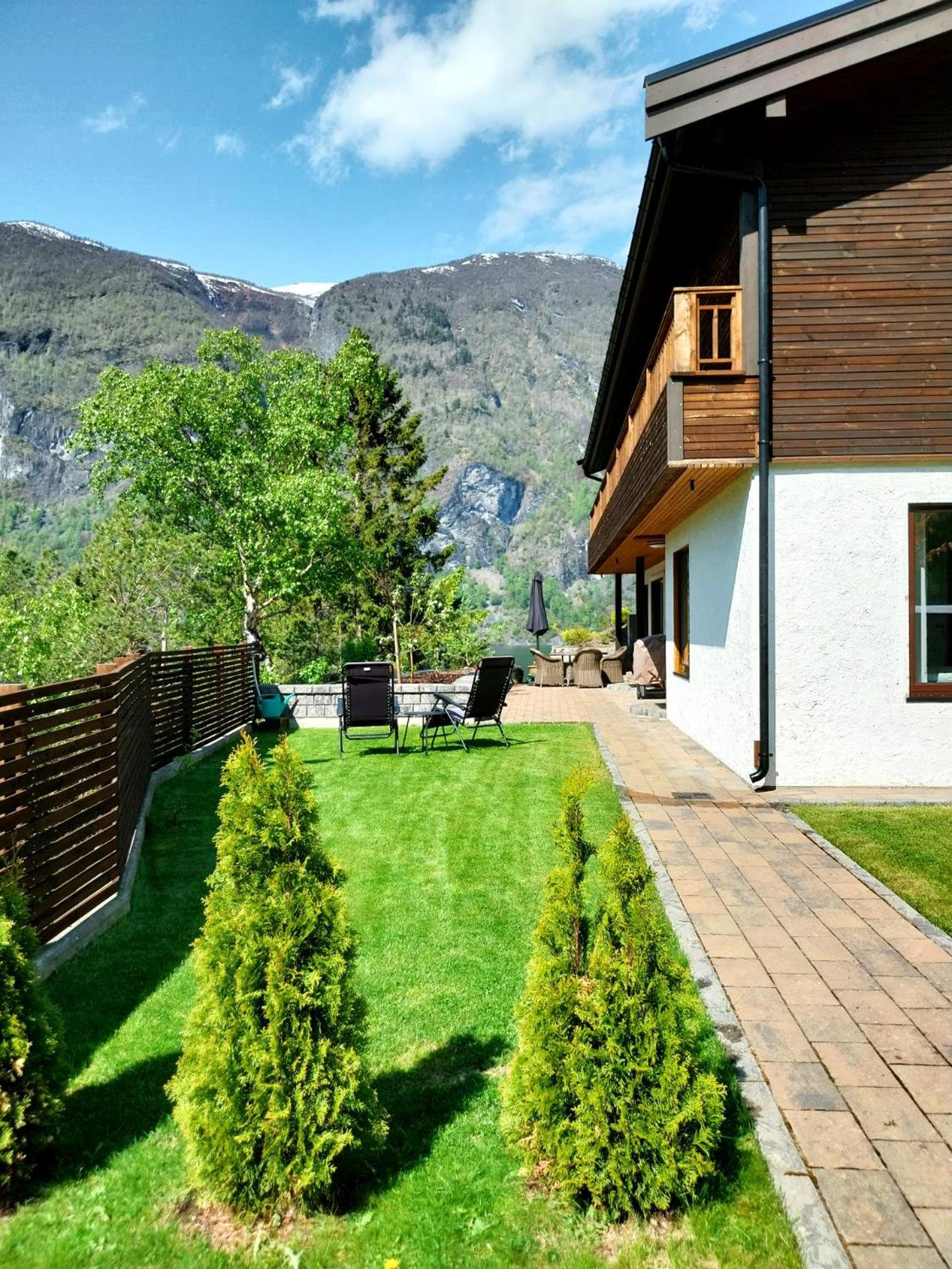 Апартаменты Otnes Fjordside Эурланн Экстерьер фото